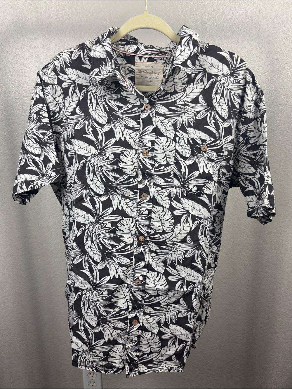 Weatherproof Black & White Tropical Print Short Sleeve Shirt